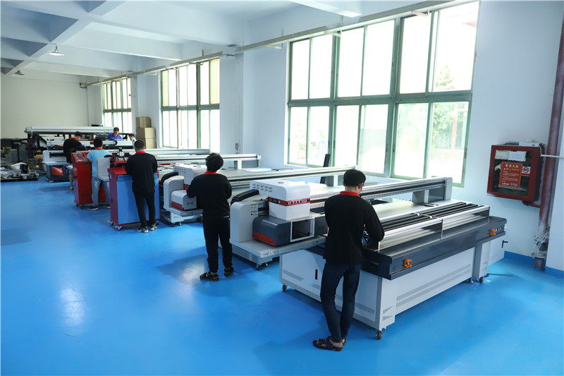 東陽uv打印機(圖1) 東陽uv打印機(圖1)